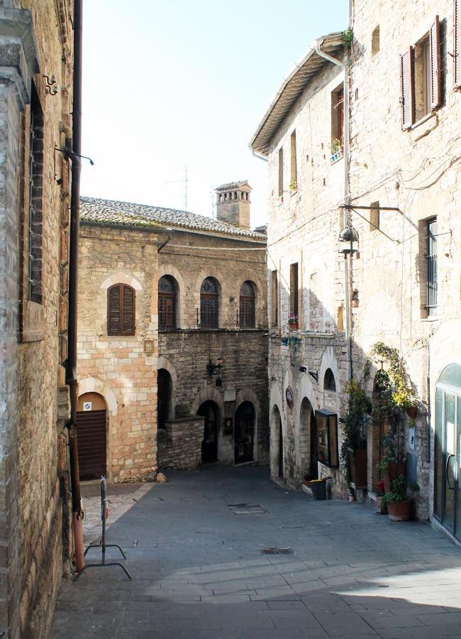 Апартаменты Via Giotto, 5 Ассизи Экстерьер фото